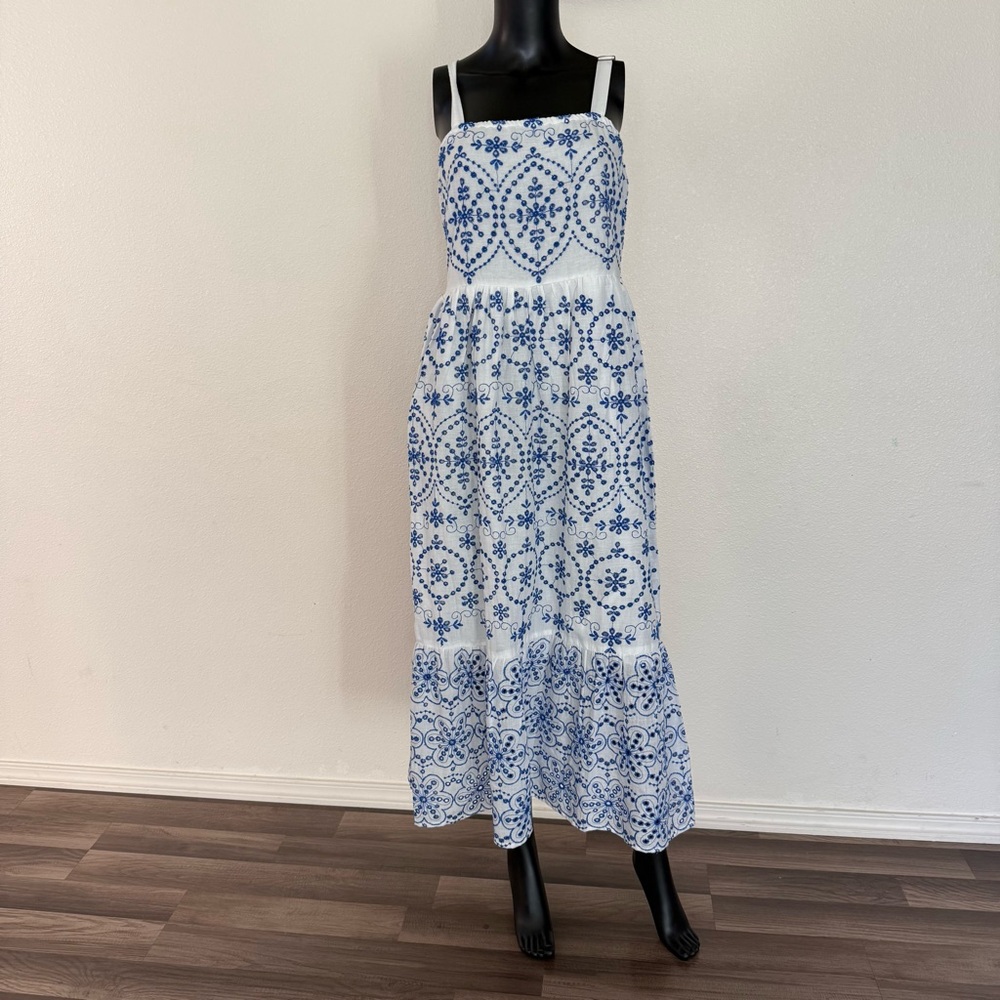 Chic Blue and White Floral Maxi Dress - Picture 11 of 14